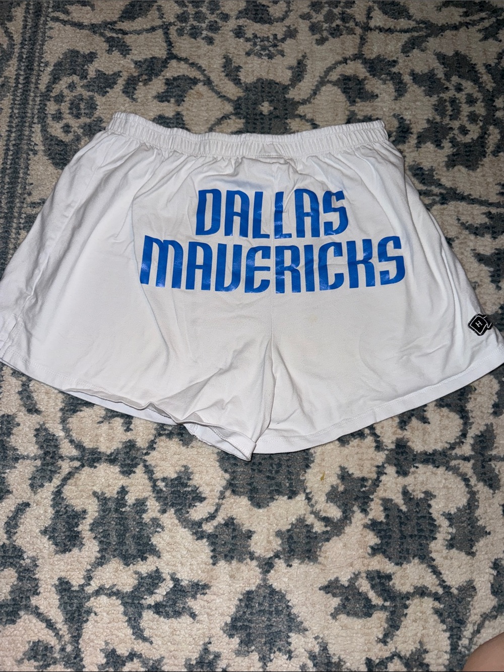 Dallas Mavericks White Athletic Shorts with Blue Team Print